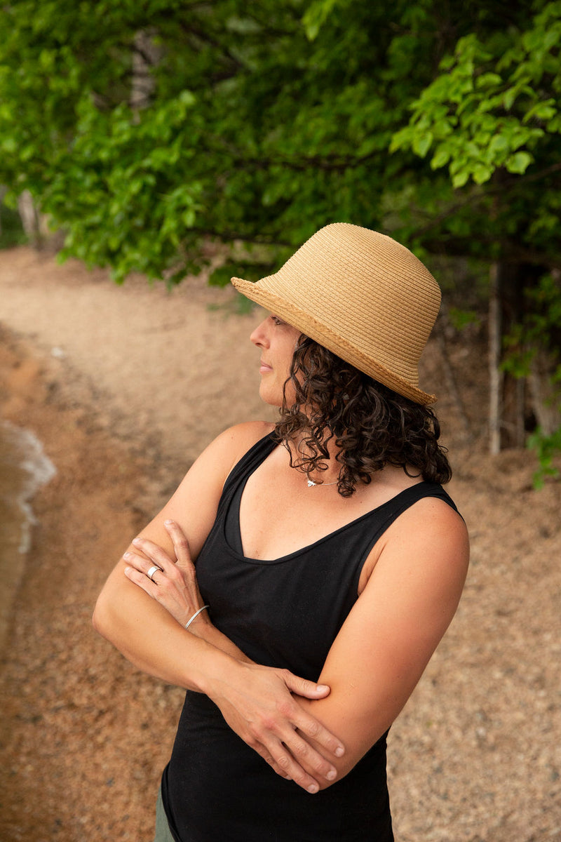 Women's straw sun hat Canada