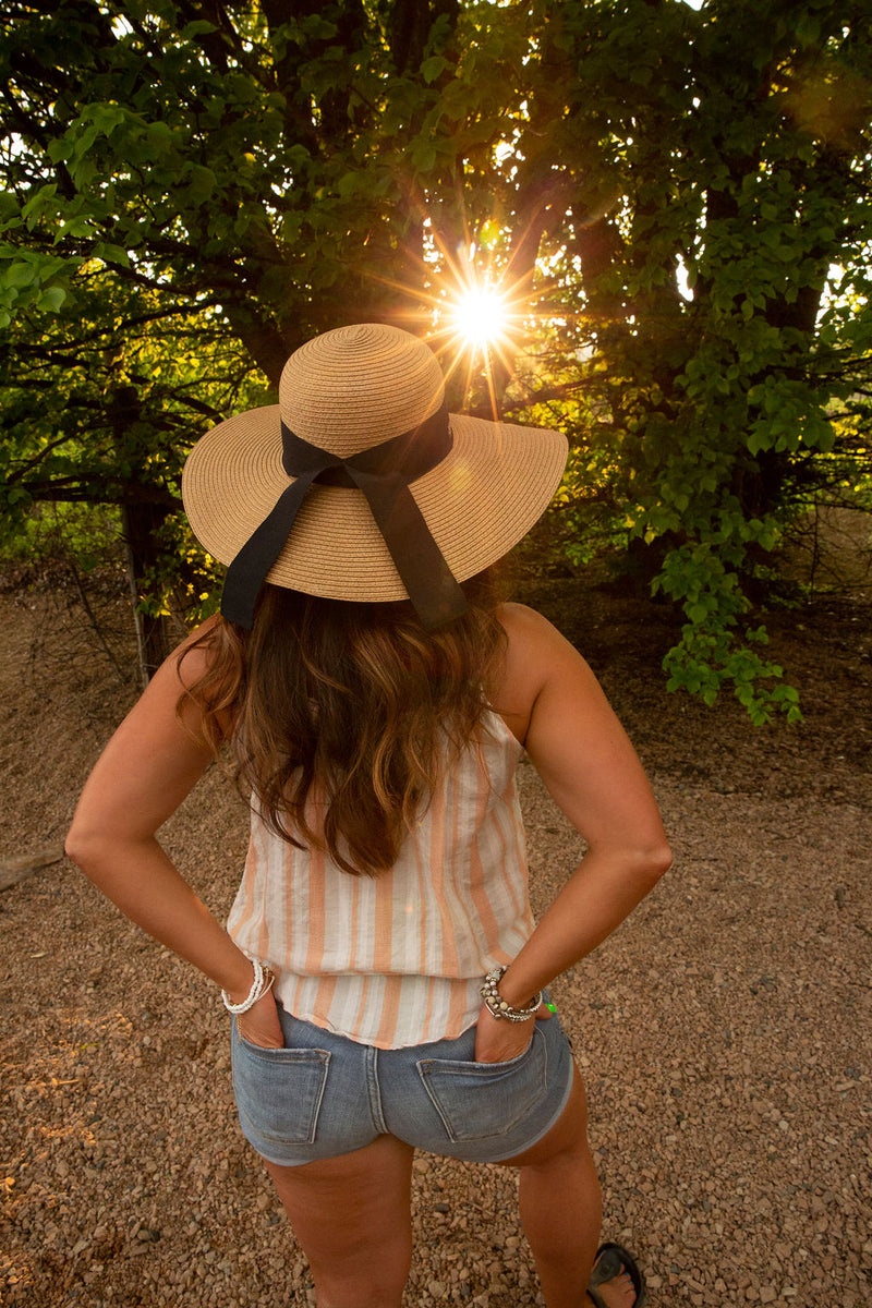 Wide Brimmed Sun Hat  Canadian Frost ❄️🇨🇦 – Canadian Frost®